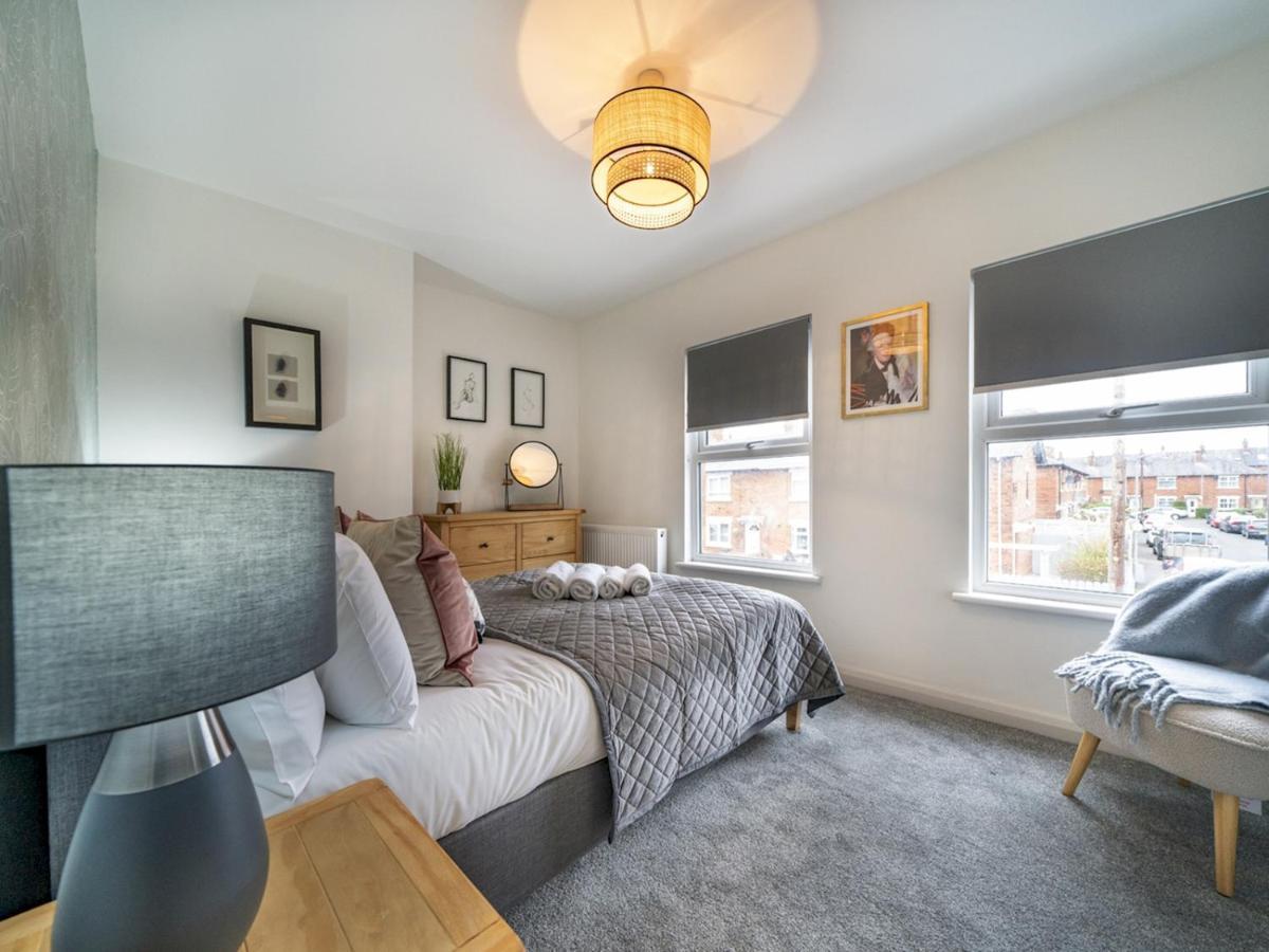 Pass The Keys 58 Lw Ave Stunning 2Br Terrace Top Location Lots Nearby Белфаст Екстериор снимка